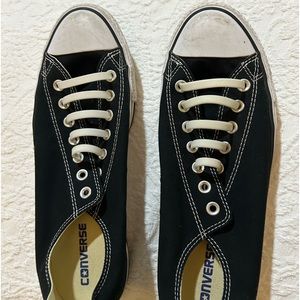 Converse Chuck Taylor all stars with rubber laces low top Men’s size 10